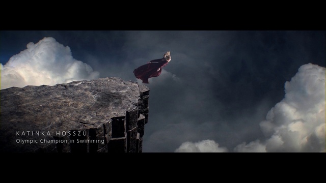 Video Reference: Cloud, Sky, Flash photography, Travel, Cumulus, Mountain, Extreme sport, Landscape, Meteorological phenomenon, Recreation