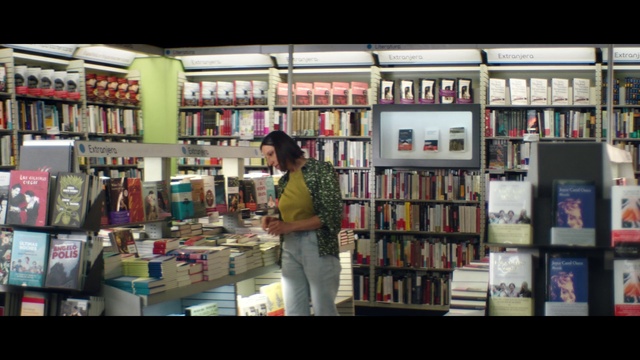 Video Reference: Shelf, Product, Publication, Bookcase, Shelving, Book, Retail, Customer, Table, Building