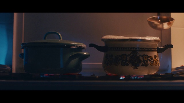 Video Reference: Tableware, Drinkware, Dishware, Serveware, Sky, Purple, Cup, Kitchen appliance, Porcelain, Gas