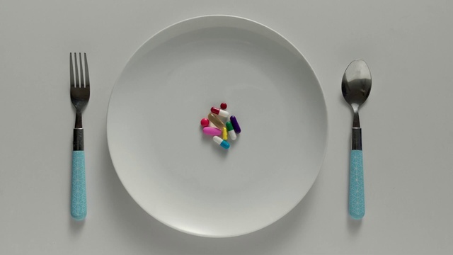 Video Reference: Tableware, Dishware, Food, Kitchen utensil, Cutlery, Plate, Serveware, Saucer, Ingredient, Fork