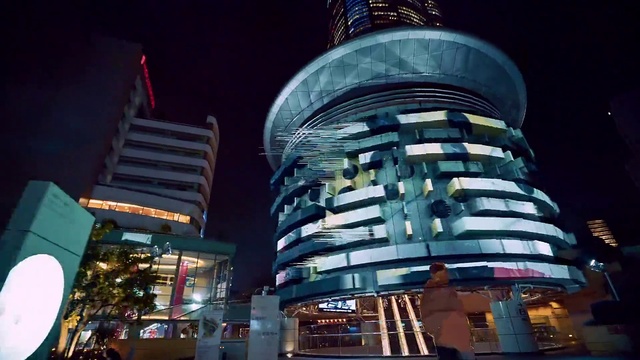 Video Reference: Building, Infrastructure, Skyscraper, Tower, Tower block, City, Commercial building, Condominium, Facade, Metropolitan area