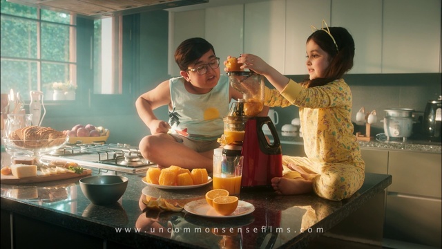 Video Reference: Food, Tableware, Table, Countertop, Window, Kitchen, Cooking, Cuisine, Serveware, Plate