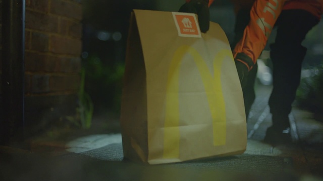 Video Reference: Gas, High-visibility clothing, Bag, Personal protective equipment, Workwear, Font, Luggage and bags, Human leg, Event, Art