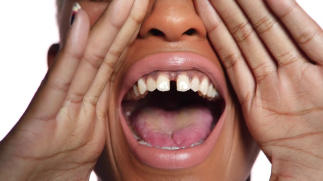 Video Reference: Nose, Skin, Lip, Smile, Mouth, Eyelash, Light, Organ, Tooth, Jaw