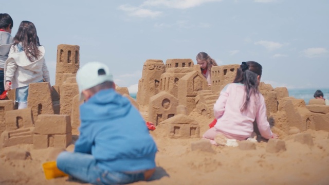 Video Reference: Sky, Cloud, Art, Travel, Leisure, Building sand castles, Landscape, Recreation, Fun, Beach