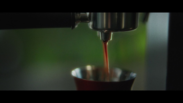 Video Reference: Liquid, Drinkware, Kitchen appliance, Drill presses, Fluid, Home appliance, Drilling, Solution, Jig grinder, Water