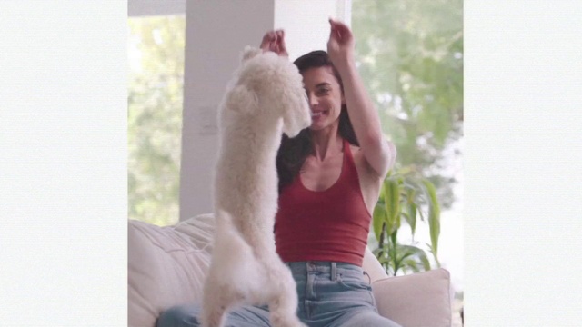 Video Reference: Smile, Neck, Textile, Comfort, Happy, Gesture, Knee, Thigh, Pink, Fawn