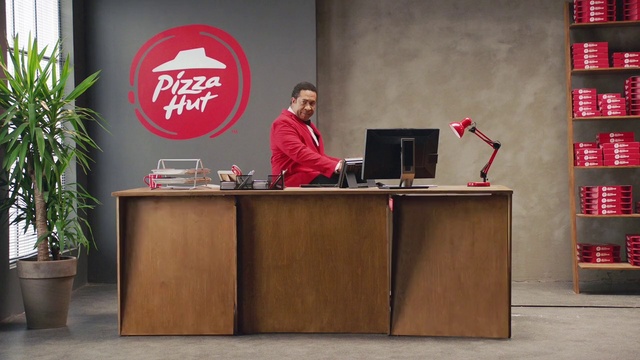 Video Reference: Furniture, Plant, Flowerpot, Computer, Lectern, Table, Houseplant, Podium, Computer monitor, Output device