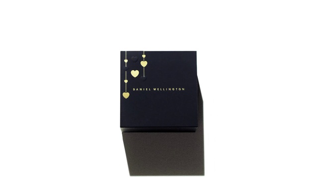 Video Reference: Sleeve, Rectangle, Dress shirt, Packaging and labeling, Collar, Gadget, Audio equipment, Fashion accessory, Logo, Font