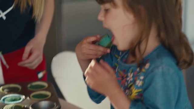 Video Reference: Hair, Lip, Hand, Mouth, Eyelash, Organ, Ear, Jaw, Tableware, Gesture