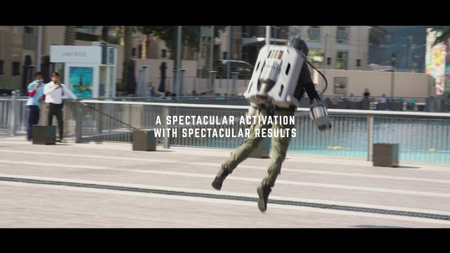 Video Reference: Building, Thigh, Skating, Sportswear, City, Human leg, Knee, Road, Recreation, Pedestrian