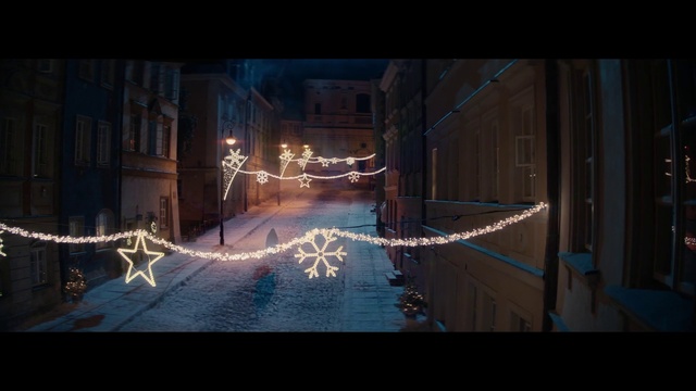 Video Reference: Window, Electricity, Building, Snow, Slope, Event, Midnight, Darkness, City, Art