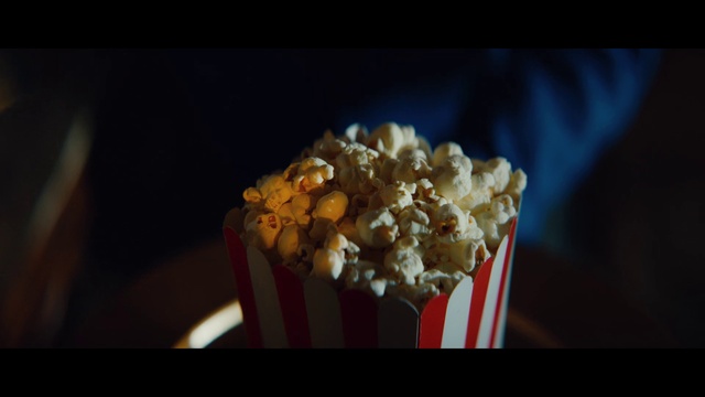 Video Reference: Food, Popcorn, Ingredient, Recipe, Cuisine, Dish, Baked goods, Baking cup, Staple food, Kettle corn