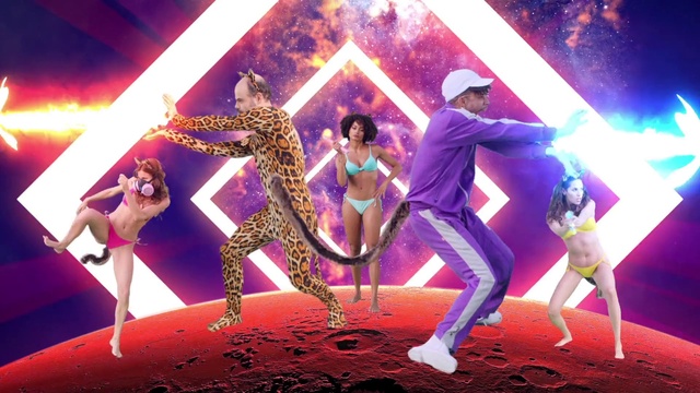 Video Reference: Trousers, Purple, Entertainment, Dance, Performing arts, Pink, Music, Violet, Leisure, Fun