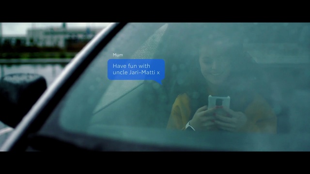 Video Reference: Automotive mirror, Motor vehicle, Automotive lighting, Gesture, Rear-view mirror, Automotive design, Vehicle door, Automotive exterior, Windscreen wiper, Window