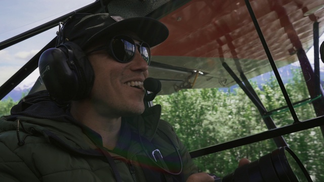 Video Reference: Glasses, Smile, Microphone, Vision care, Goggles, Sunglasses, Audio equipment, Eyewear, Baseball cap, Fun