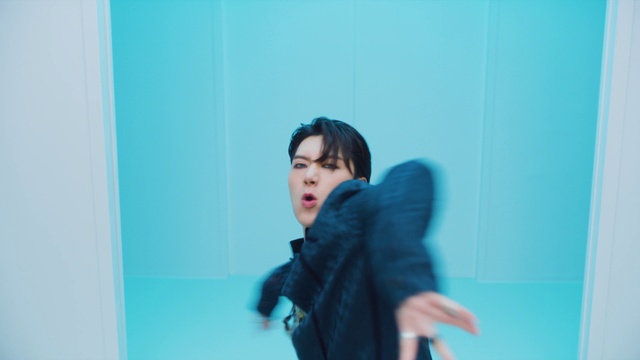 Video Reference: Blue, Happy, Gesture, Flash photography, Black hair, Street fashion, Jacket, Electric blue, Event, Fashion design