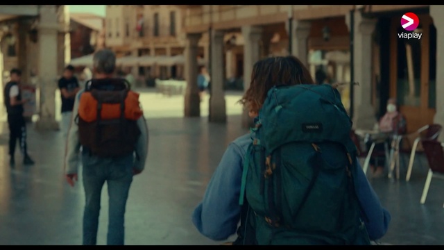Video Reference: Standing, Gesture, Luggage and bags, Travel, Bag, Road surface, Tints and shades, Road, Backpack, City
