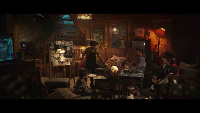 Video Reference: Musician, Window, Musical instrument accessory, Music, Entertainment, Guitar, Performing arts, Musical instrument, Event, Darkness