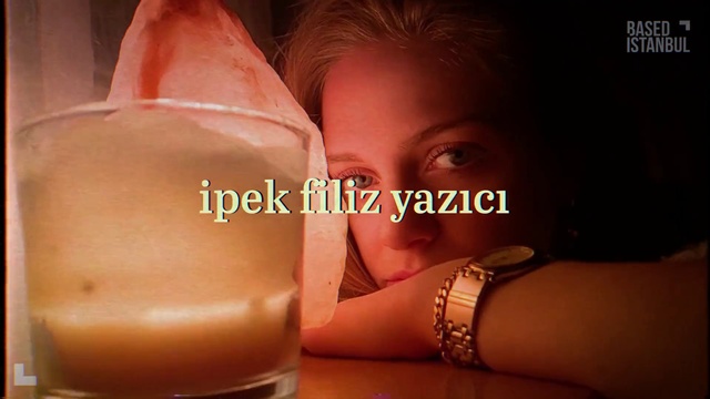 Video Reference: Watch, Lip, Hand, Eyelash, Flash photography, Jaw, Gesture, Finger, Clock, Happy