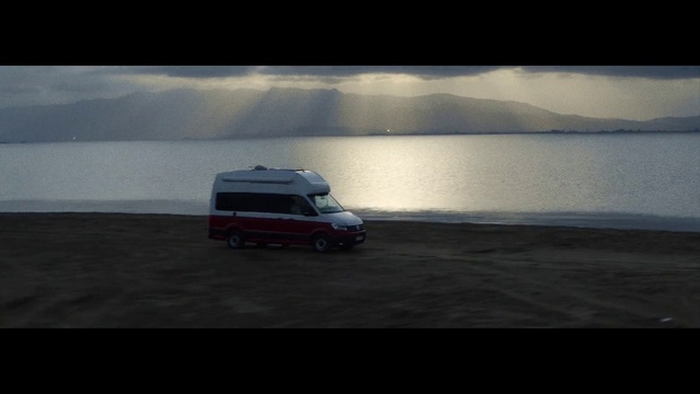 Video Reference: Water, Tire, Vehicle, Sky, Automotive lighting, Wheel, Car, Automotive tire, Automotive tail & brake light, Motor vehicle