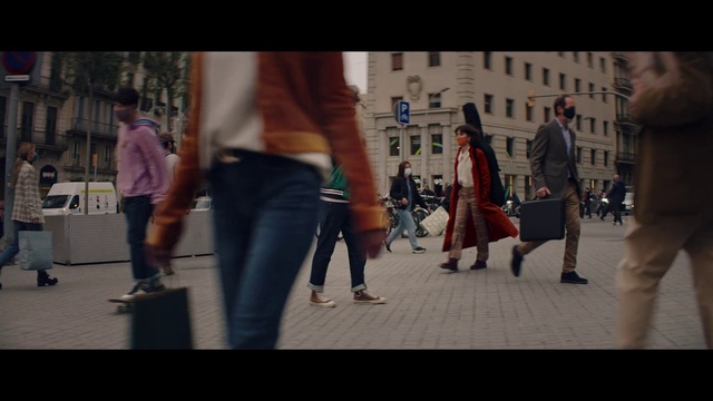 Video Reference: Footwear, Street fashion, Fashion, Sports equipment, Waist, Thigh, Travel, Rolling, Knee, Road