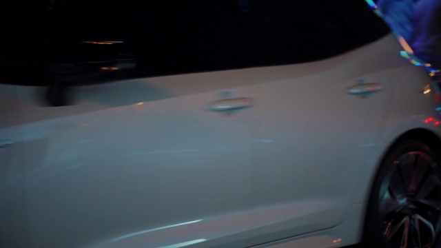 Video Reference: Tire, Wheel, Vehicle, Car, Automotive lighting, Window, Automotive tail & brake light, Hood, Motor vehicle, Automotive tire