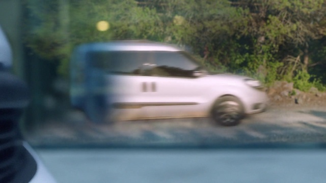 Video Reference: Tire, Car, Wheel, Vehicle, Hood, Automotive tire, Automotive lighting, Van, Alloy wheel, Automotive design