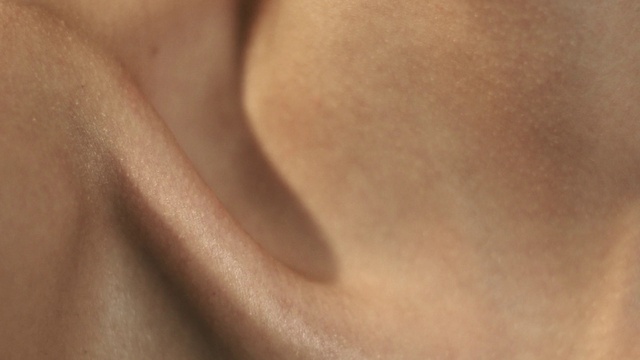 Video Reference: Eye, Eyelash, Human body, Tints and shades, Human leg, Peach, Chest, Wood, Abdomen, Wrist