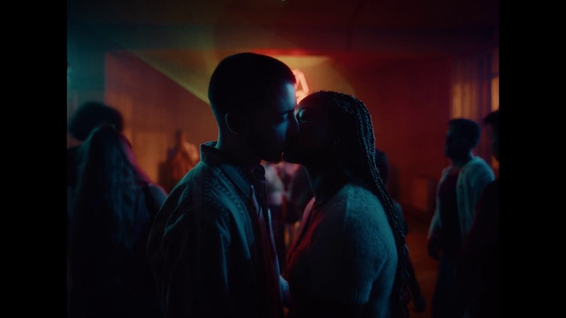 Video Reference: Kiss, Flash photography, Gesture, Entertainment, Window, Magenta, Event, Darkness, Happy, Electric blue