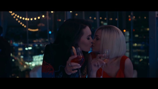 Video Reference: Lip, Flash photography, Happy, Gesture, Tableware, Kiss, Entertainment, Midnight, Fun, Magenta