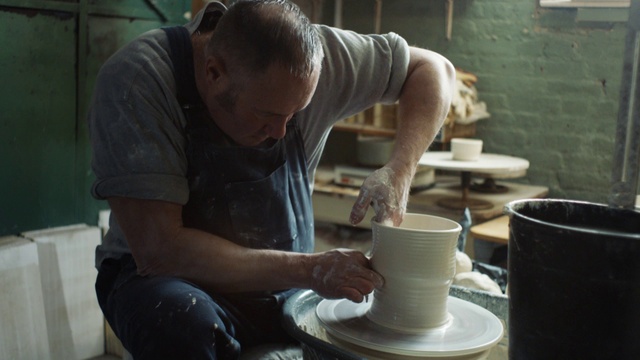 Video Reference: Potters wheel, Drinkware, Serveware, Wheel, Dishware, Tableware, Tire, Pottery, Cup, Clay