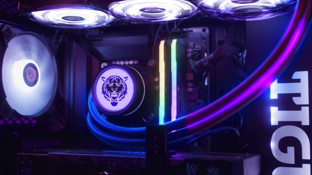 Video Reference: Light, Blue, Purple, Entertainment, Electronic instrument, Visual effect lighting, Audio equipment, Font, Electronic device, Electric blue