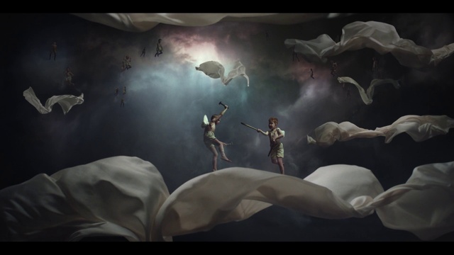 Video Reference: Atmosphere, Vertebrate, World, Organism, Gesture, Atmospheric phenomenon, Art, Astronomical object, Cg artwork, Painting