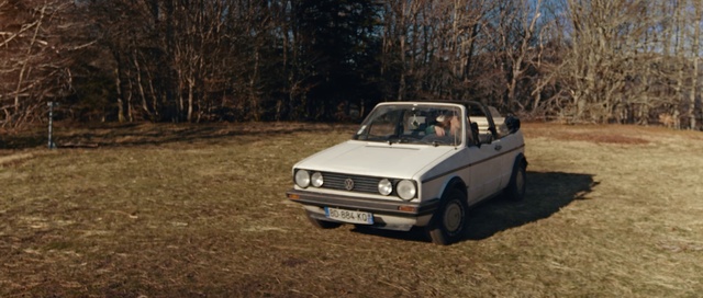 Video Reference: Wheel, Tire, Vehicle, Land vehicle, Car, Vehicle registration plate, Hood, Automotive lighting, Tree, Automotive design