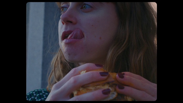 Video Reference: Nose, Lip, Mouth, Eyelash, Organ, Jaw, Neck, Gesture, Flash photography, Finger