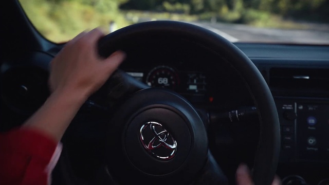 Video Reference: Car, Vehicle, Speedometer, Automotive design, Steering part, Motor vehicle, Steering wheel, Mode of transport, Automotive lighting, Personal luxury car