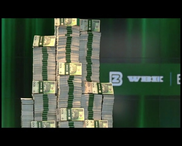 Video Reference: Rectangle, Font, Urban design, Display device, Condominium, Tower block, Publication, Facade, Brand, Multimedia software