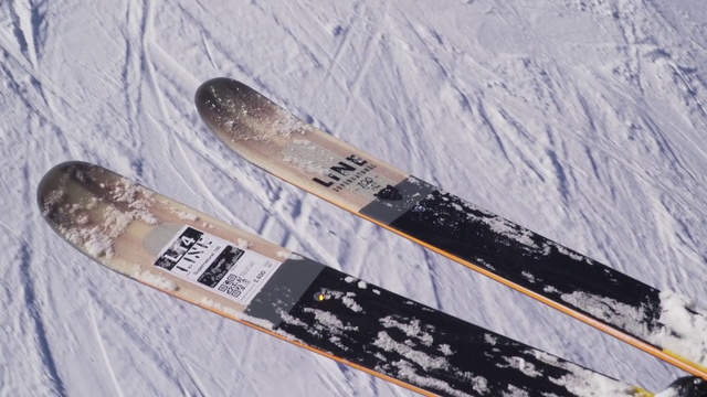 Video Reference: Sports equipment, Font, Ski, Snow, Ski Equipment, Slope, Wood, Recreation, Ski binding, Snowboard