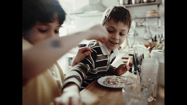 Video Reference: Tableware, Smile, Food, Drinkware, Table, Dishware, Plate, Happy, Sharing, Serveware
