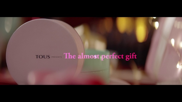 Video Reference: Automotive lighting, Automotive design, Font, Violet, Petal, Tints and shades, Magenta, Circle, Event, Auto part