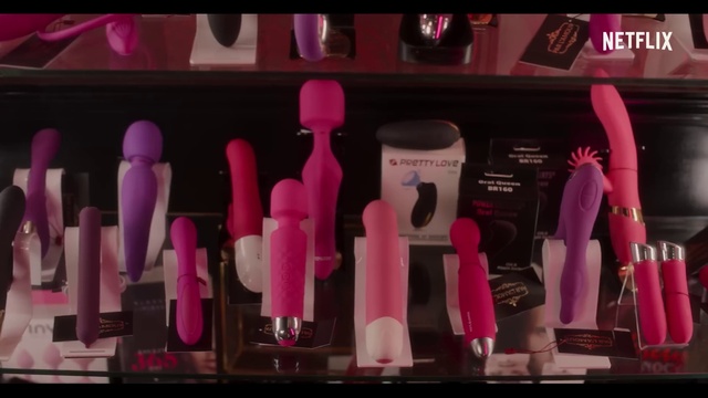 Video Reference: Product, Audio equipment, Pink, Violet, Material property, Font, Magenta, Personal care, Cosmetics, Technology