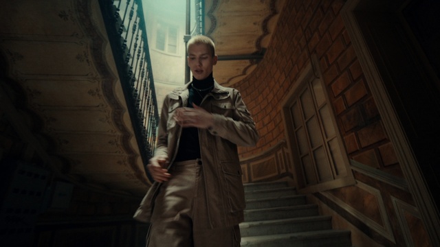 Video Reference: Flash photography, Temple, Wood, Stairs, Art, Darkness, Fun, Room, Fashion design, Formal wear