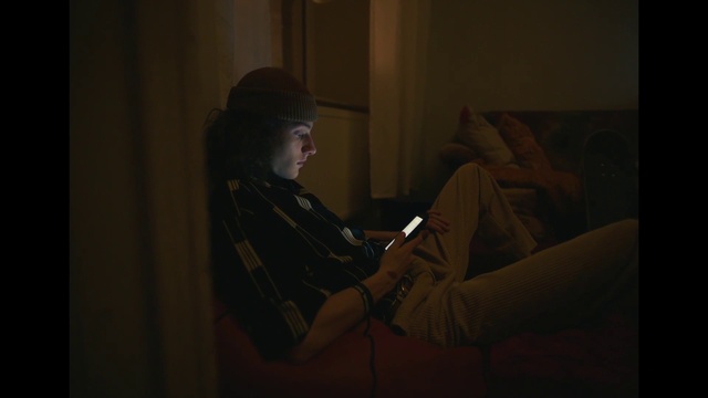 Video Reference: Leg, Comfort, Flash photography, Window, Couch, Wood, Fedora, Tints and shades, Human leg, Elbow