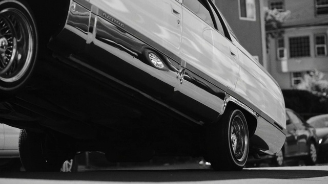 Video Reference: Tire, Wheel, Car, Vehicle, Automotive tire, Motor vehicle, Automotive lighting, Hood, Automotive design, Alloy wheel