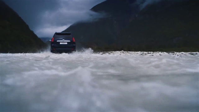 Video Reference: Water, Land vehicle, Car, Vehicle, Automotive lighting, Automotive design, Automotive tire, Tire, Cloud, Asphalt