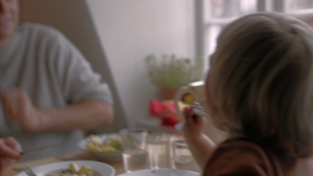 Video Reference: Food, Tableware, Plate, Dishware, Sharing, Cuisine, Dish, Recipe, Serveware, Drink