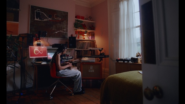 Video Reference: Building, Interior design, Picture frame, Window, Comfort, Home appliance, Audio equipment, Wood, Chair, Flooring