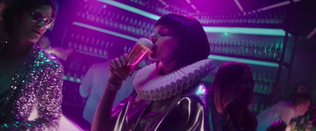 Video Reference: Microphone, Purple, Musician, Music artist, Entertainment, Music, Violet, Performing arts, Visual effect lighting, Fun