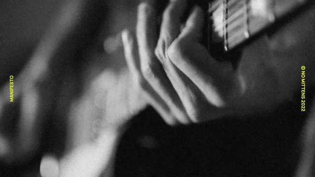 Video Reference: Hand, Eye, Eyelash, Human body, Jaw, Flash photography, Gesture, Thumb, Wrist, Tints and shades